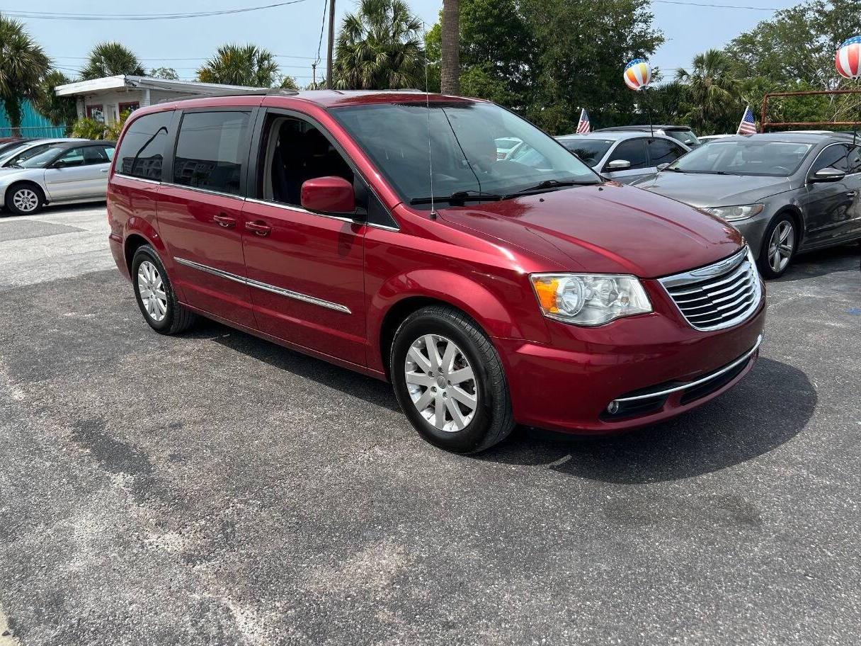CHRYSLER TOWN AND COUNTRY 2014 2C4RC1BGXER445261 image
